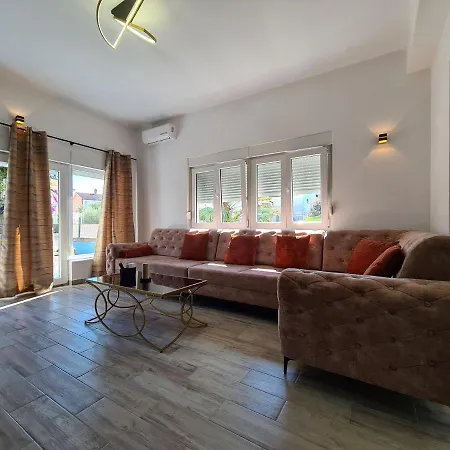 Prázdninový dům House Plavi 2130 *