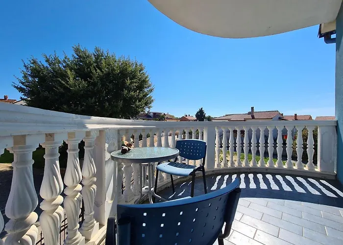 House Plavi 2130 Vakantiehuis