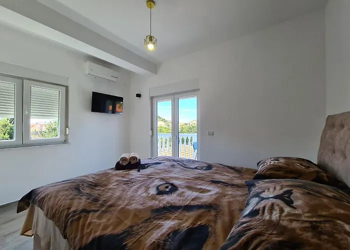 Vakantiehuis House Plavi 2130