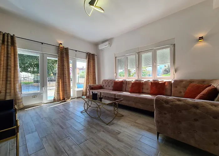 House Plavi 2130 Vakantiehuis