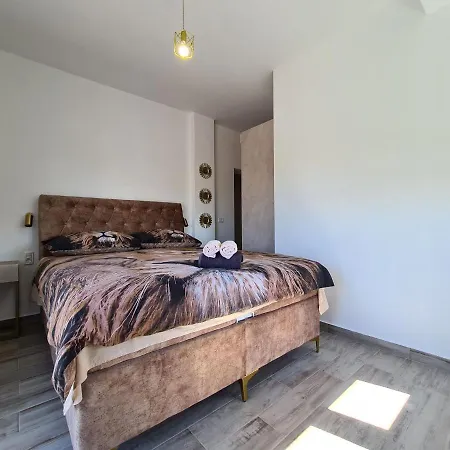 House Plavi 2130 *