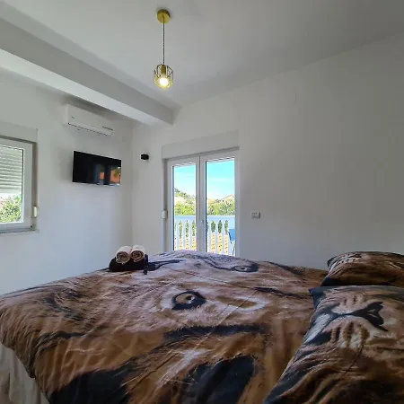 Holiday home House Plavi 2130