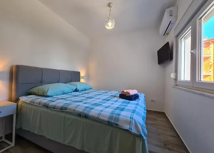House Plavi 2130